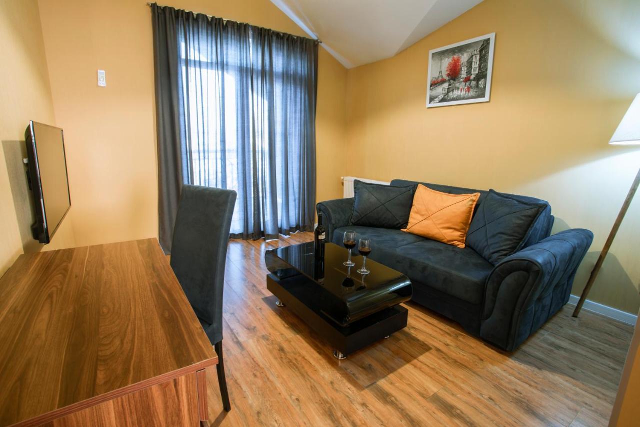 Apart Hotel West Tiflis Exterior foto