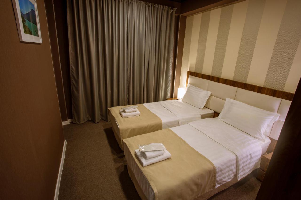 Apart Hotel West Tiflis Exterior foto