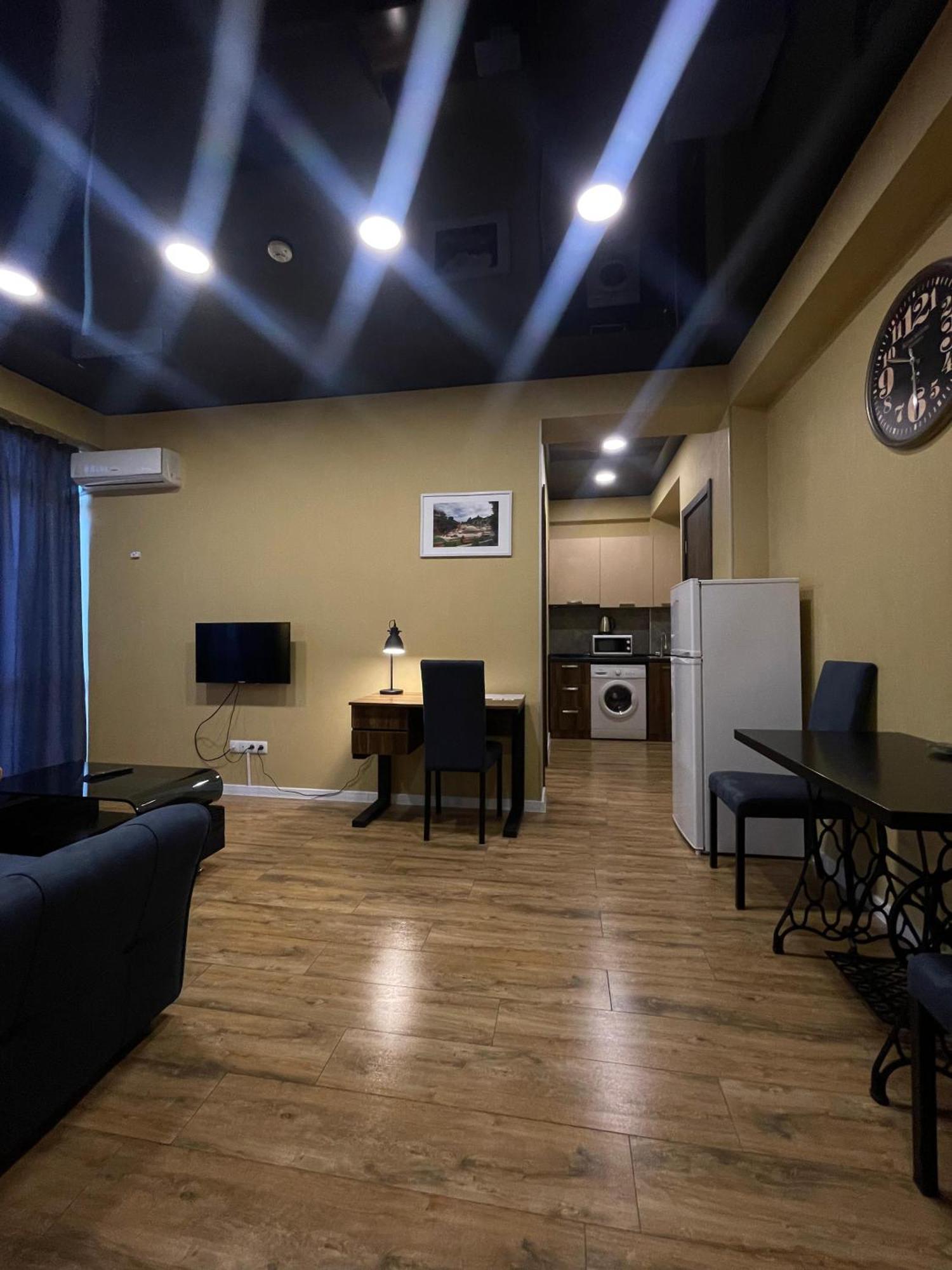 Apart Hotel West Tiflis Exterior foto